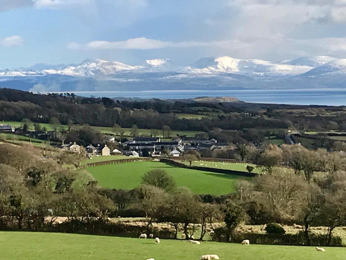 Snowdon Bay - North Wales - Stunning Llyn Peninsula Mountain & Ocean Views - Wilde Retreats Villa Pwllheli Eksteriør bilde