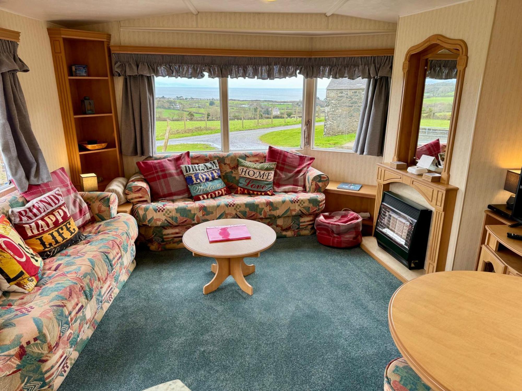 Snowdon Bay - North Wales - Stunning Llyn Peninsula Mountain & Ocean Views - Wilde Retreats Villa Pwllheli Eksteriør bilde